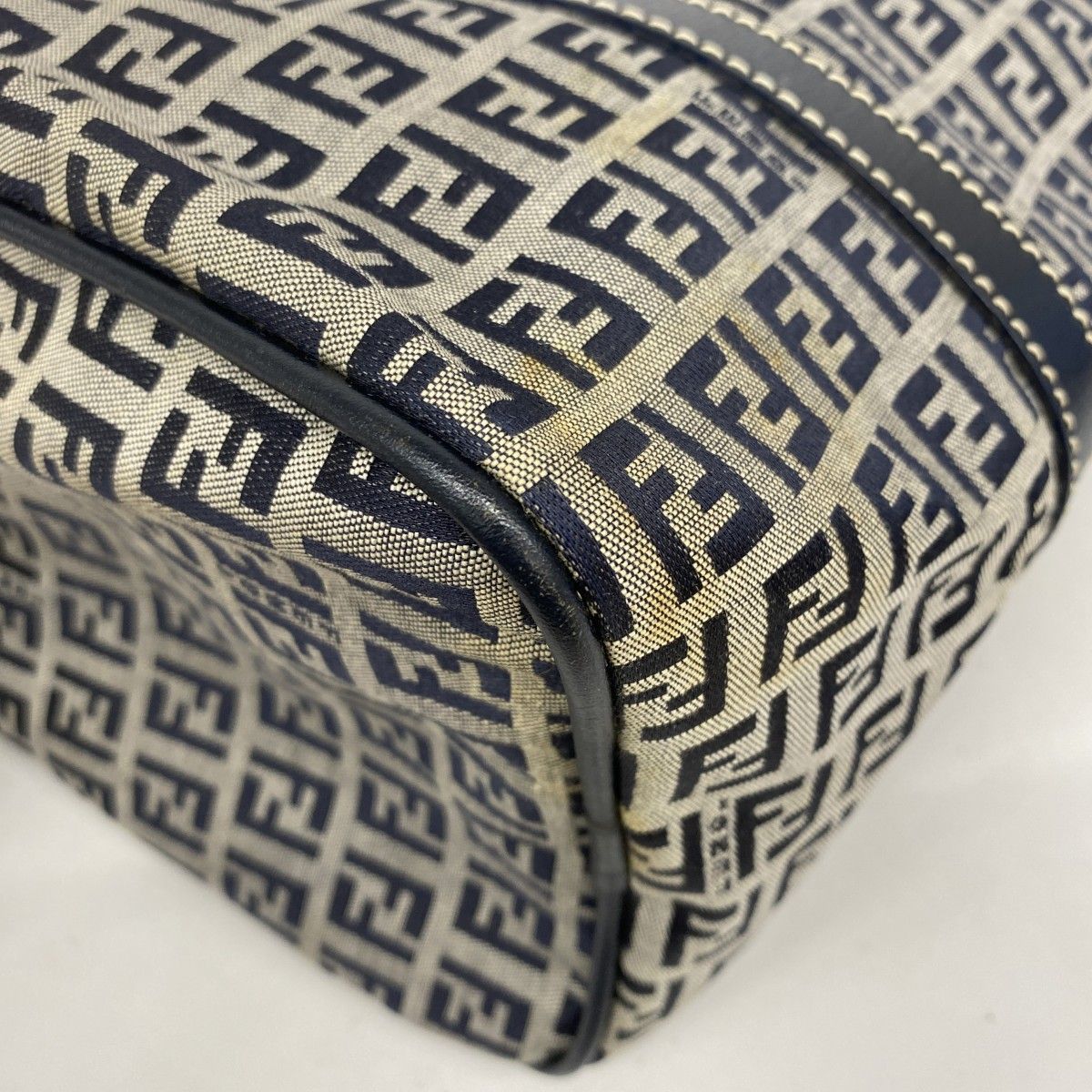 5od3594】フェンディ ハンドバッグ ズッキーノ ナイロンキャンバス