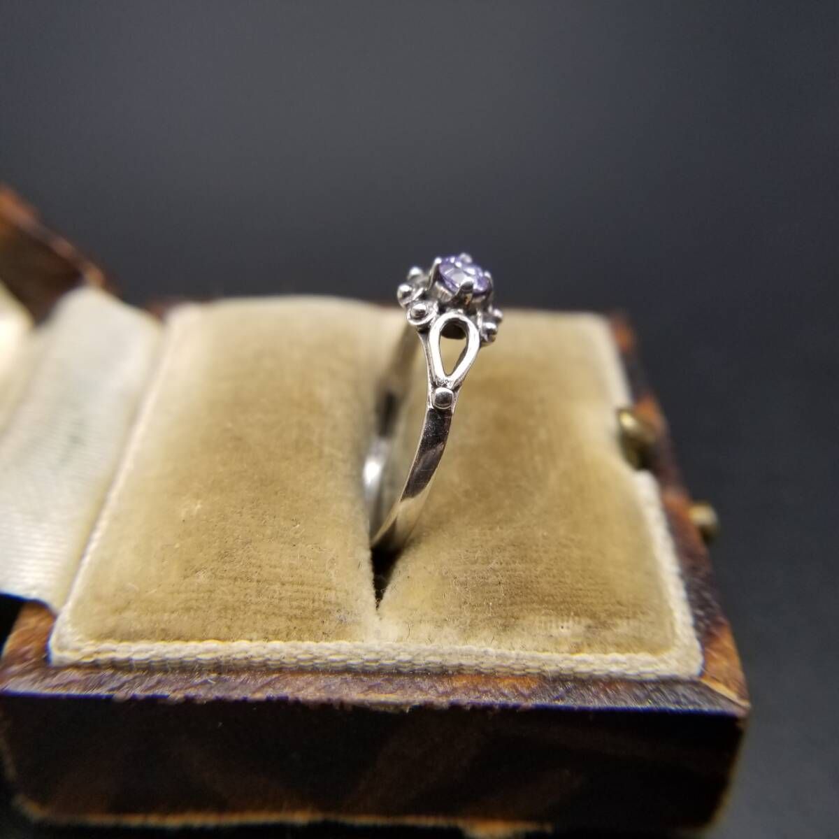 クリアストーン ラウンド 上品 925 シルバー ヴィンテージ リング 銀