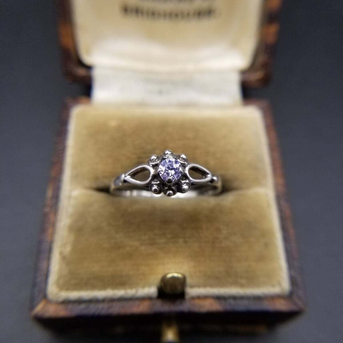 希少　ヴィンテージ　リング　アンティーク　シルバー　925 クリア　ストーン クリアストーン ラウンド 上品 925 シルバー ヴィンテージ リング 銀