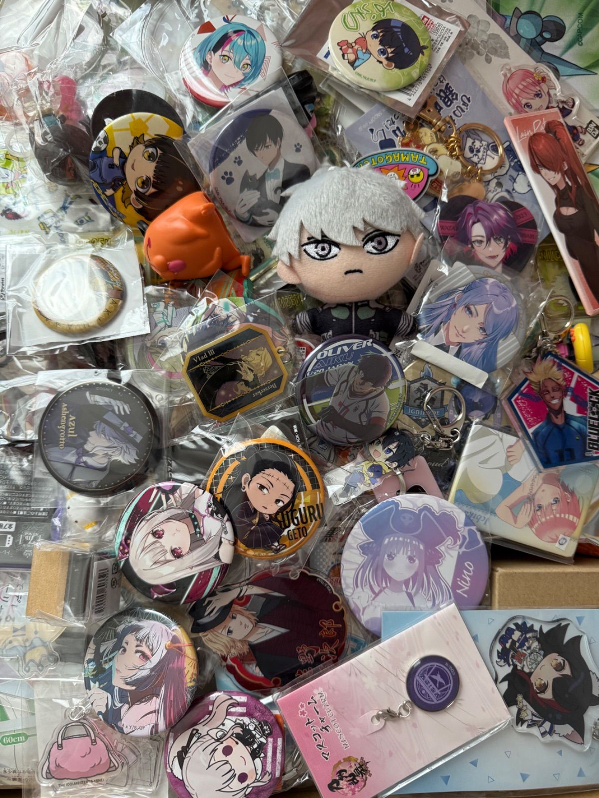 大特価！ アニメグッズ等 缶バッジ キーホルダー クリアファイル