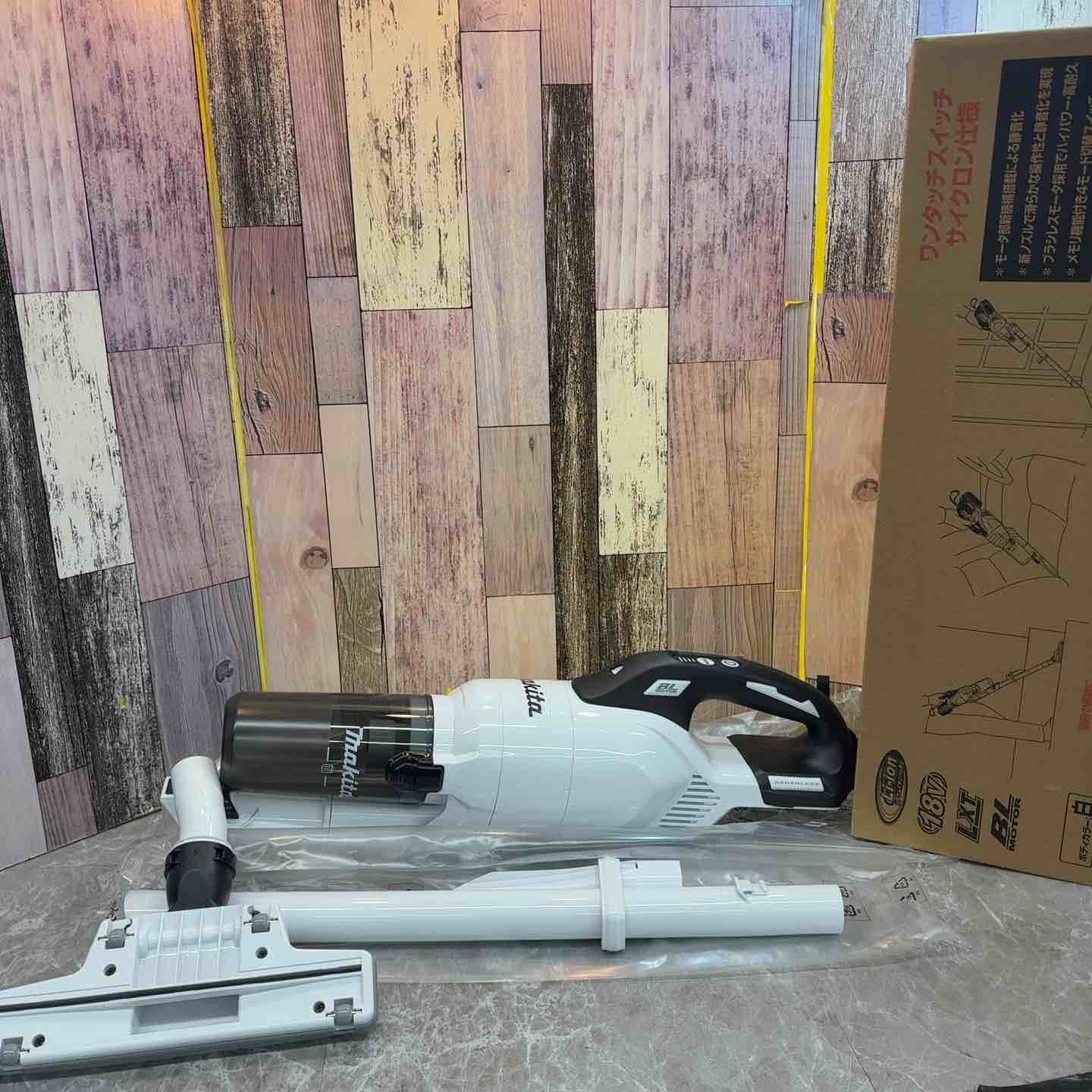 マ*ー様 マキタ CL286FD スティッククリーナー 本体 中古 マキタ 18V 掃除機 CL286FDZW/O 充電式クリーナー サイクロン一体式