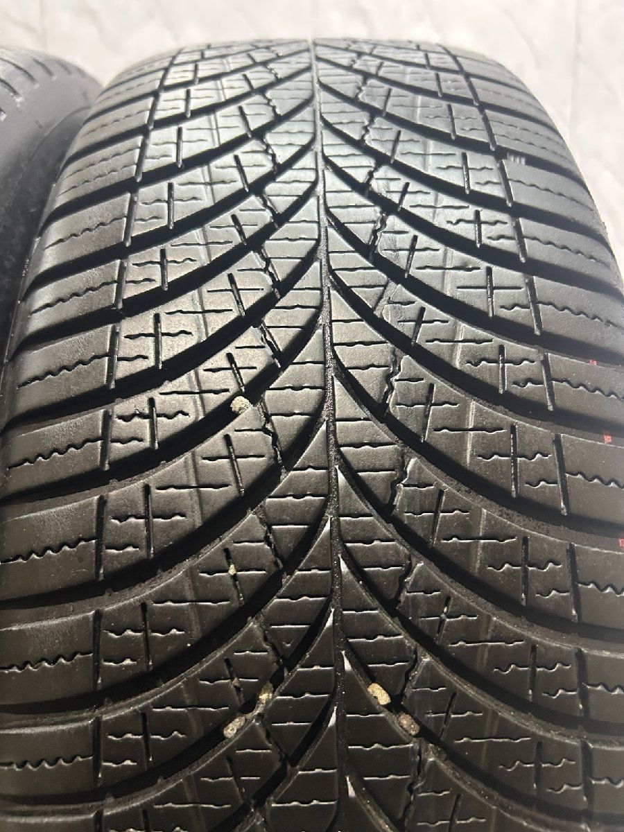 GOODYEAR Vector 4Seasons 215/60R17 17インチ 夏タイヤ オールシーズン 4本 21年製 バリ溝 レネゲード アルファード等　(KTD552)クレジットカード QRコード決済可能 GOODYEAR Vector 4Seasons 215/60R17 17インチ 夏タイヤ オール