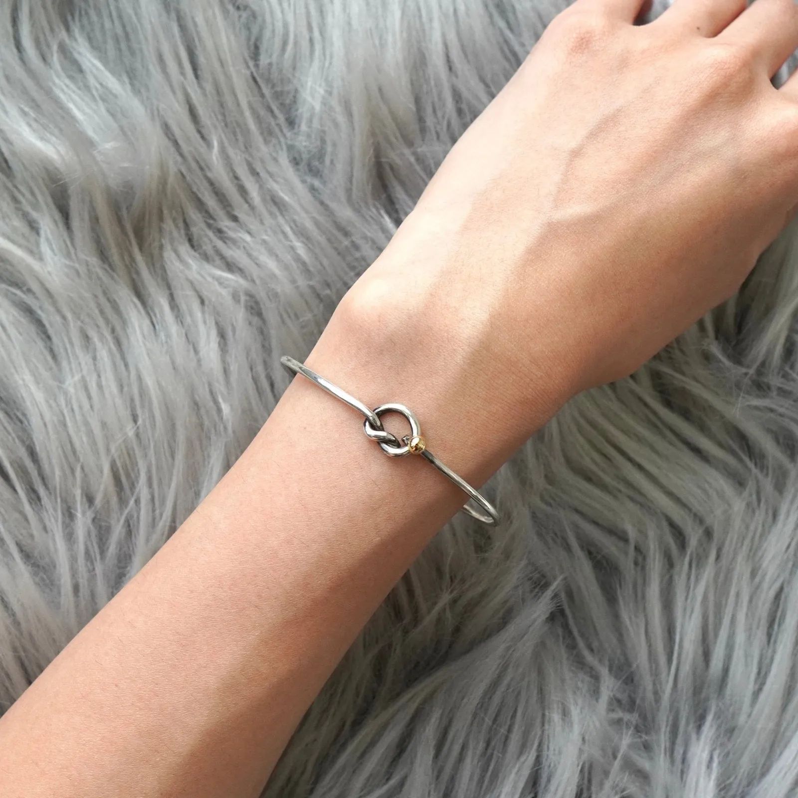 ティファニー ラブノット K18 × SV925 バングル ブレスレット シルバー