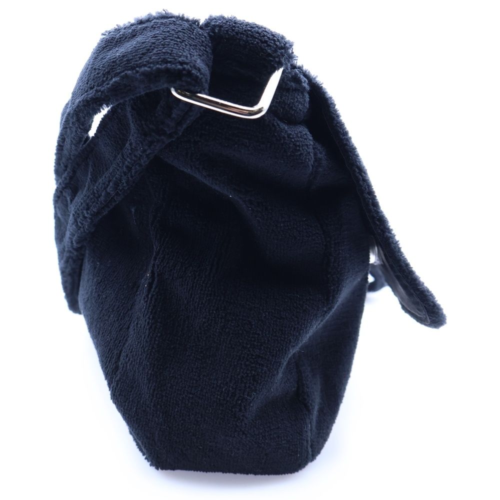 CHANEL ショルダーバッグ ブラックレザー ケース ノベルティ 2025年最新CHANEL シャネル ノベルティ ポーチ ショルダーバッグ