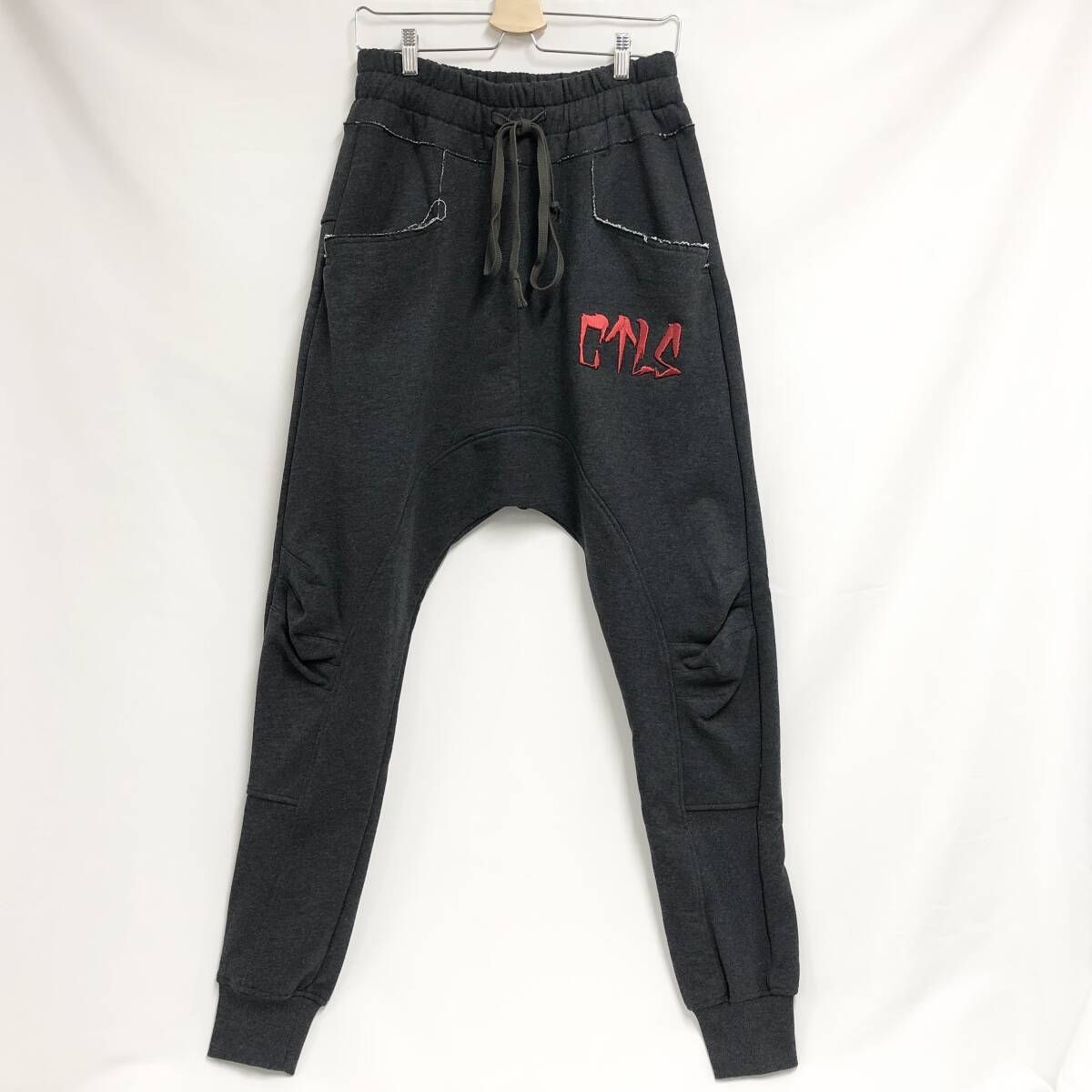 『CVTVLIST』カタリスト (1) ロゴ刺繍ハーフパンツ 中古・古着通販】CVTVLIST (カタリスト) スウェットハーフパンツ