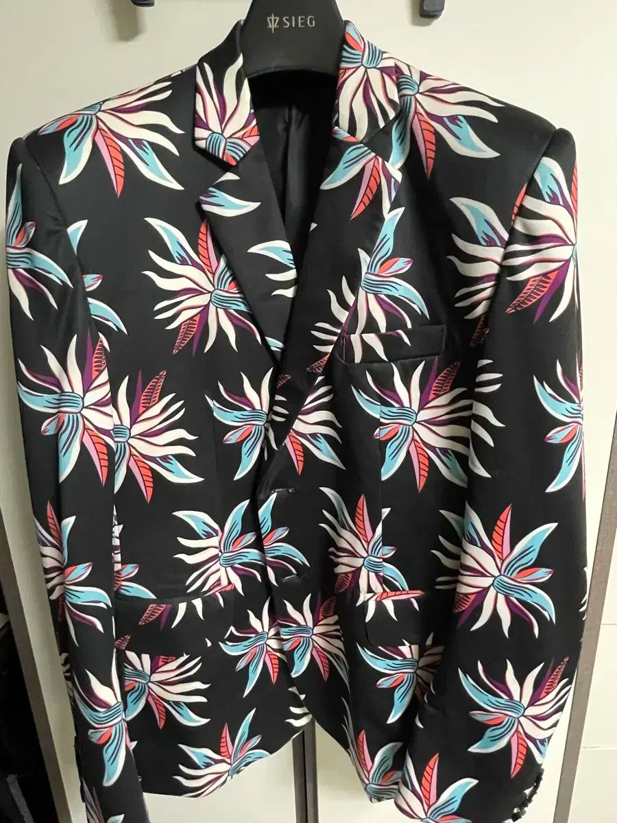 BIGBANG ルーザー MV トップス風 ジャケット - メルカリ