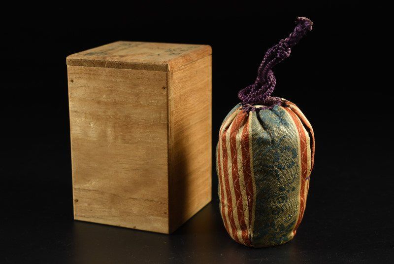 蔵A4909c】淡海ぜぜ 陽炎園造 膳所焼 茶入 共箱 仕覆付 - メルカリ