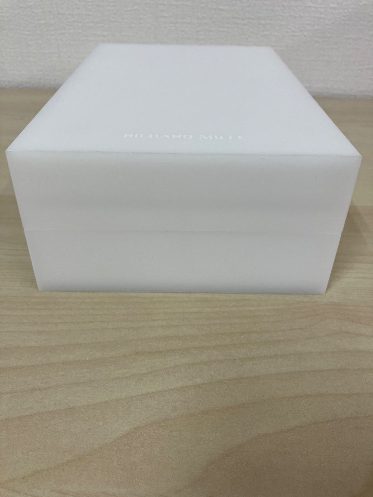 【非売品】リシャールミル　ノベルティグッズ　ベネチアンガラス　こま P/RICHARD MILLE 2024年ノベルティ ベネチアンガラス - メルカリ