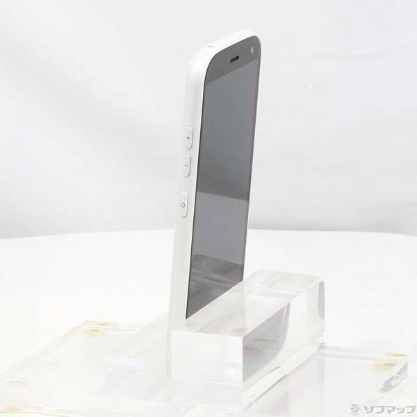 中古品〕 らくらくスマートフォン 64GB ホワイト F-52B docomo SIM