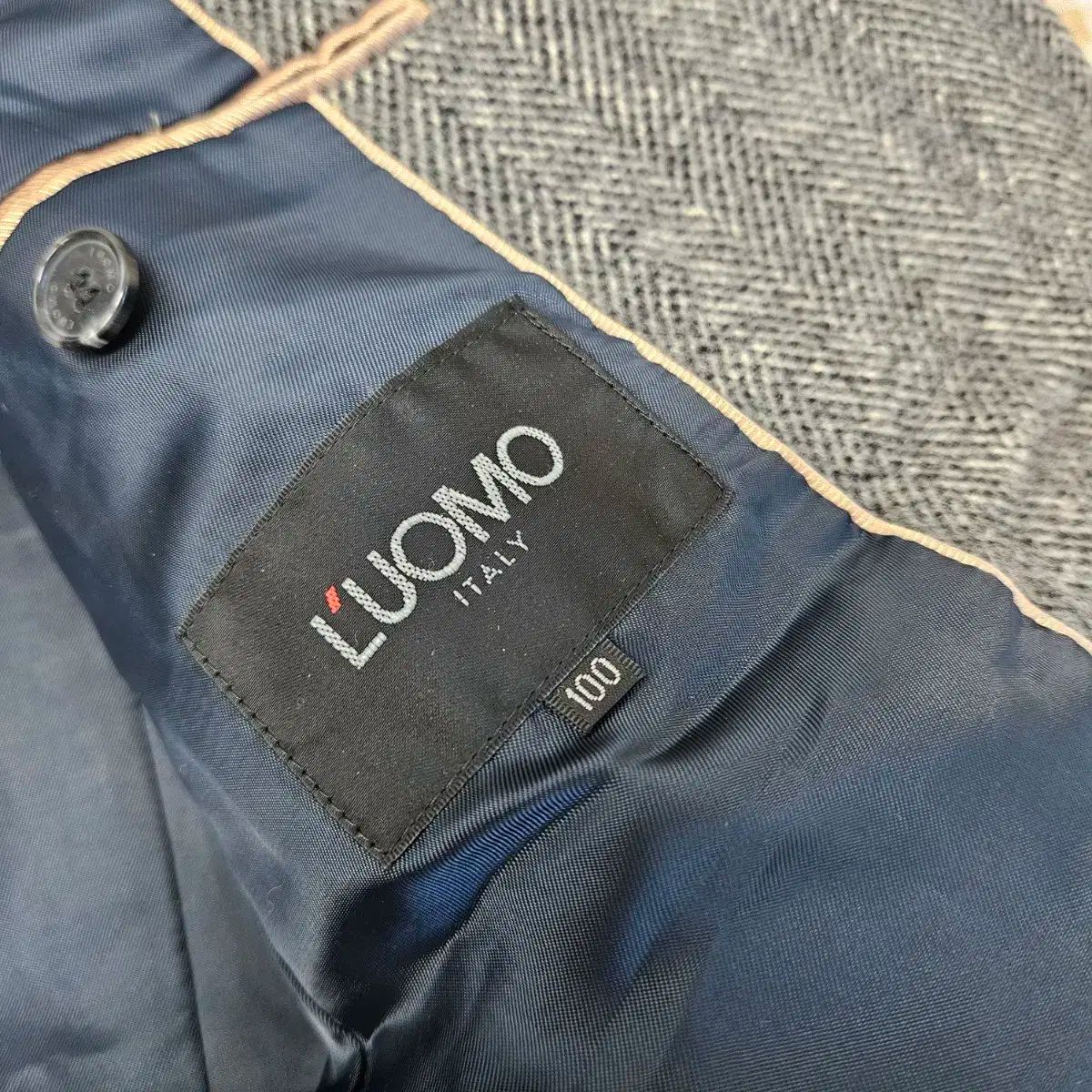 マンシングウエア 光を熱に変える ヒートナビ ＋5℃ ベスト 定価38500円