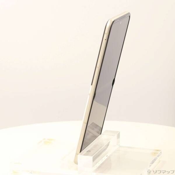 中古品〕 motorola razr 50d 256GB ホワイトマーブル M-51E docomo SIM