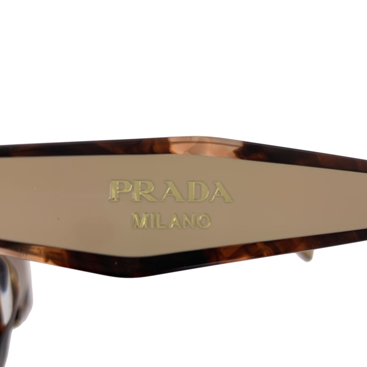 【最終価格】【新品】PRADA プラダ ベージュべっ甲フレームサングラス PRADA / プラダ | バイカラー べっ甲 フォックス アイウェア