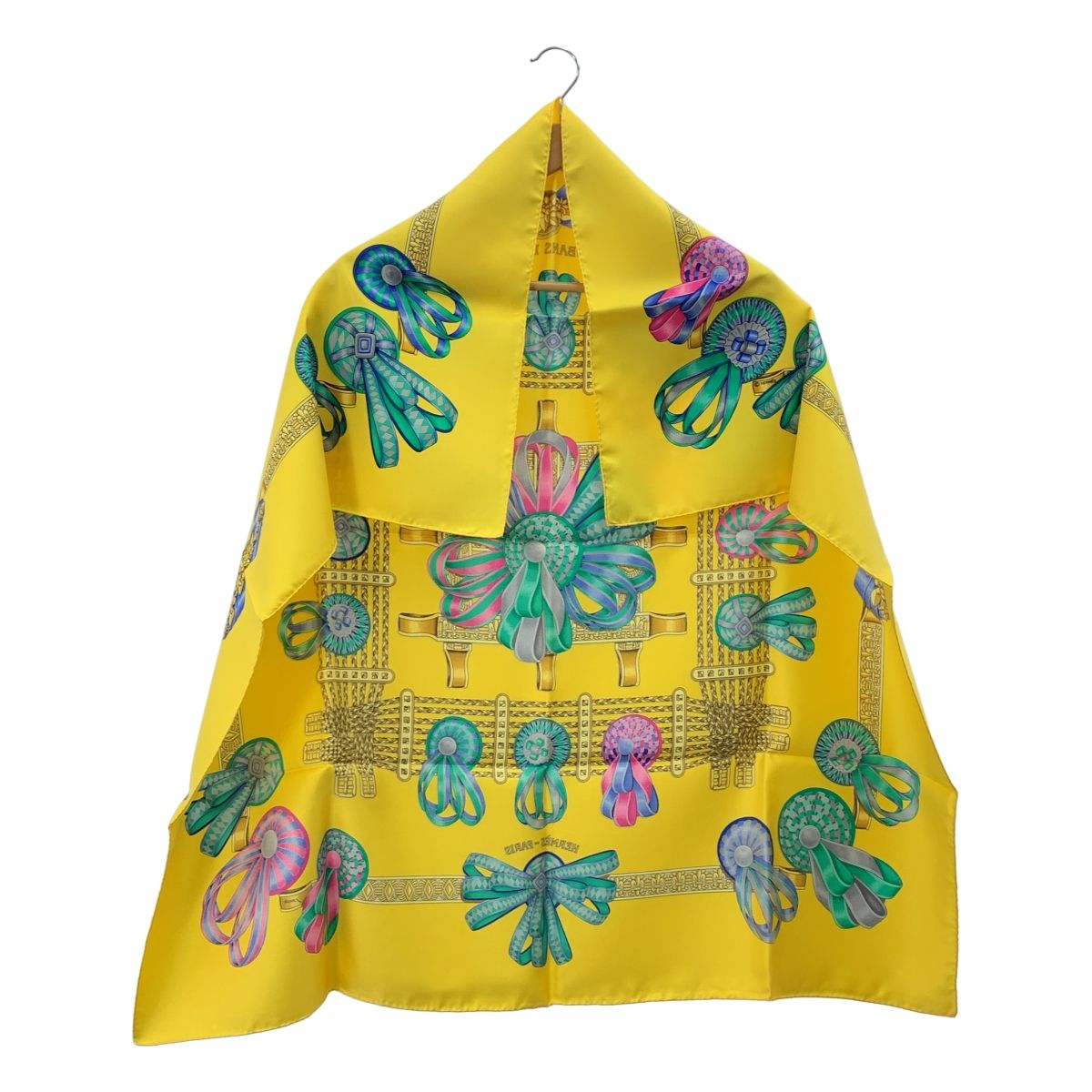 美品　エルメス　シルクスカーフ　カレ90　馬のリボン　ネイビー HERMES エルメス スカーフ カレ90 LES RUBANS DU CHEVAL 馬のリボン