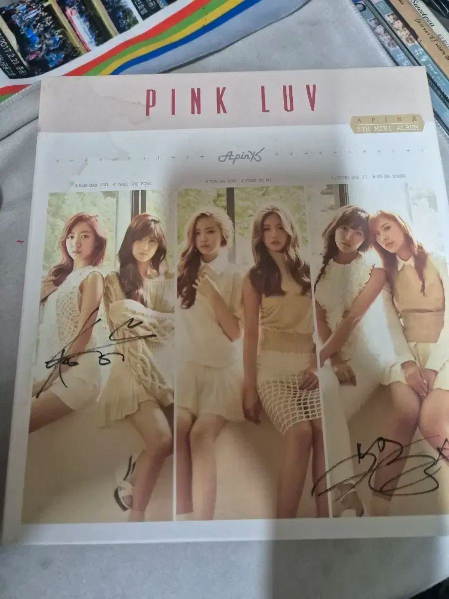 Apink Pink LUV アルバム (サイン盤) - メルカリ