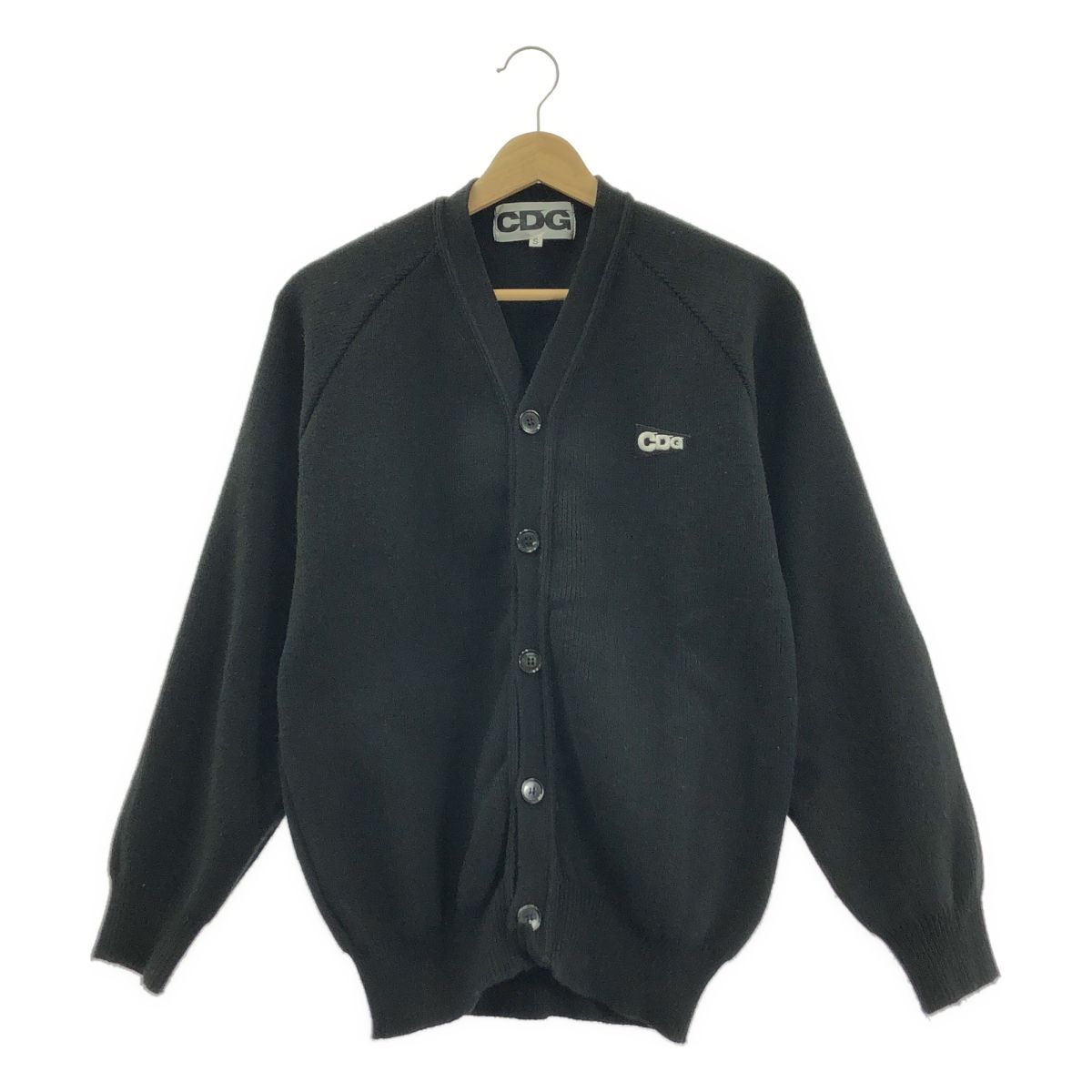 CDG by Comme des Garcons. / シーディージー コムデギャルソン | V