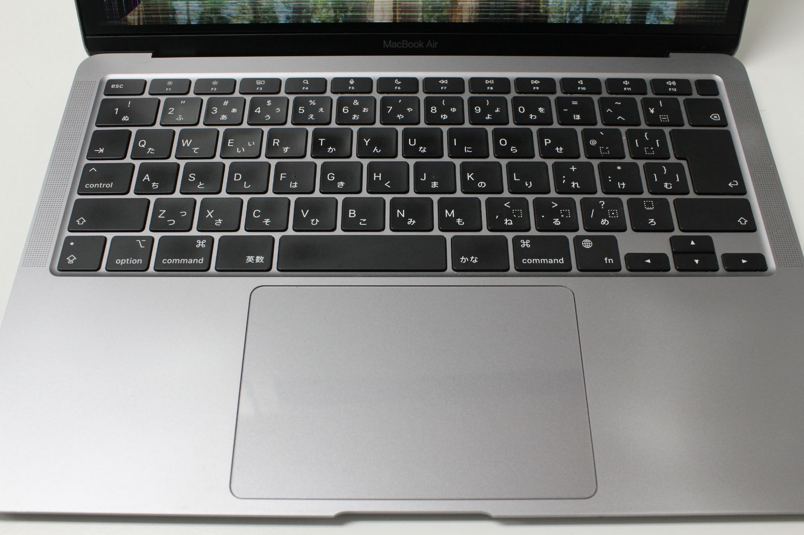 MacBook Air M1 2020年モデル ジャンク品（外部出力不具合あり） ジャンク品】MacBook Air（M1,2020）256GB/8GB〈MGN63J/A〉④ - メルカリ