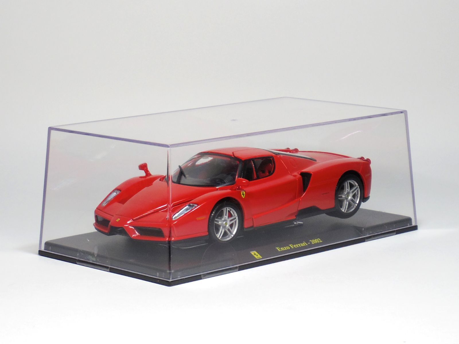 BBRモデル FERRARI ENZO 2002 Bburago ブラーゴ 1/24 Ferrari フェラーリ Enzo Ferrari －2002