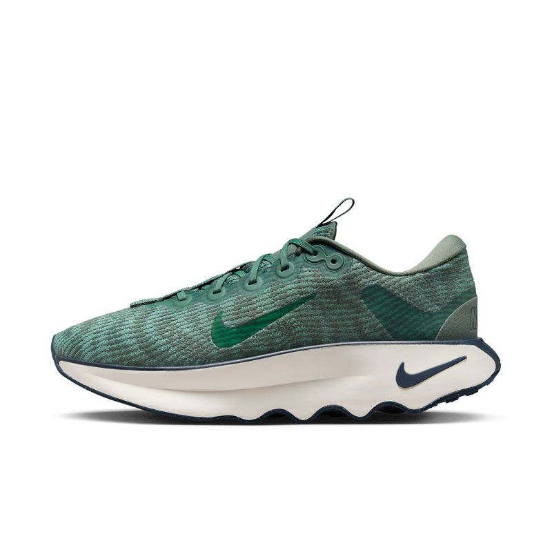  NIKE(ナイキ) ナイキ モティバ マルチアスレ シューズ トレーニングシューズ DV1237301、28cm その他