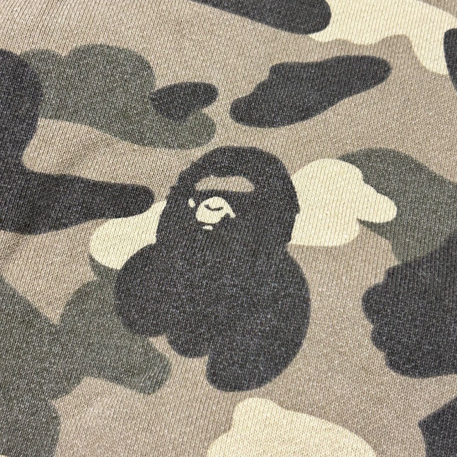 A Bathing Ape (BAPE) 1st Camo By Bathing Ape Crewneckクルーネック 