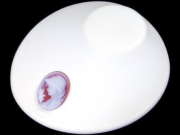 ジュエリー極】FWクライン作 美しい貴婦人と小鳥の彫刻 高級レッド