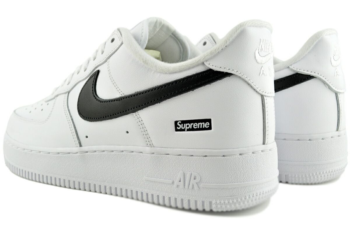 ナイキ × シュプリーム エアフォース 1 ロー ホワイト ブラック NIKE