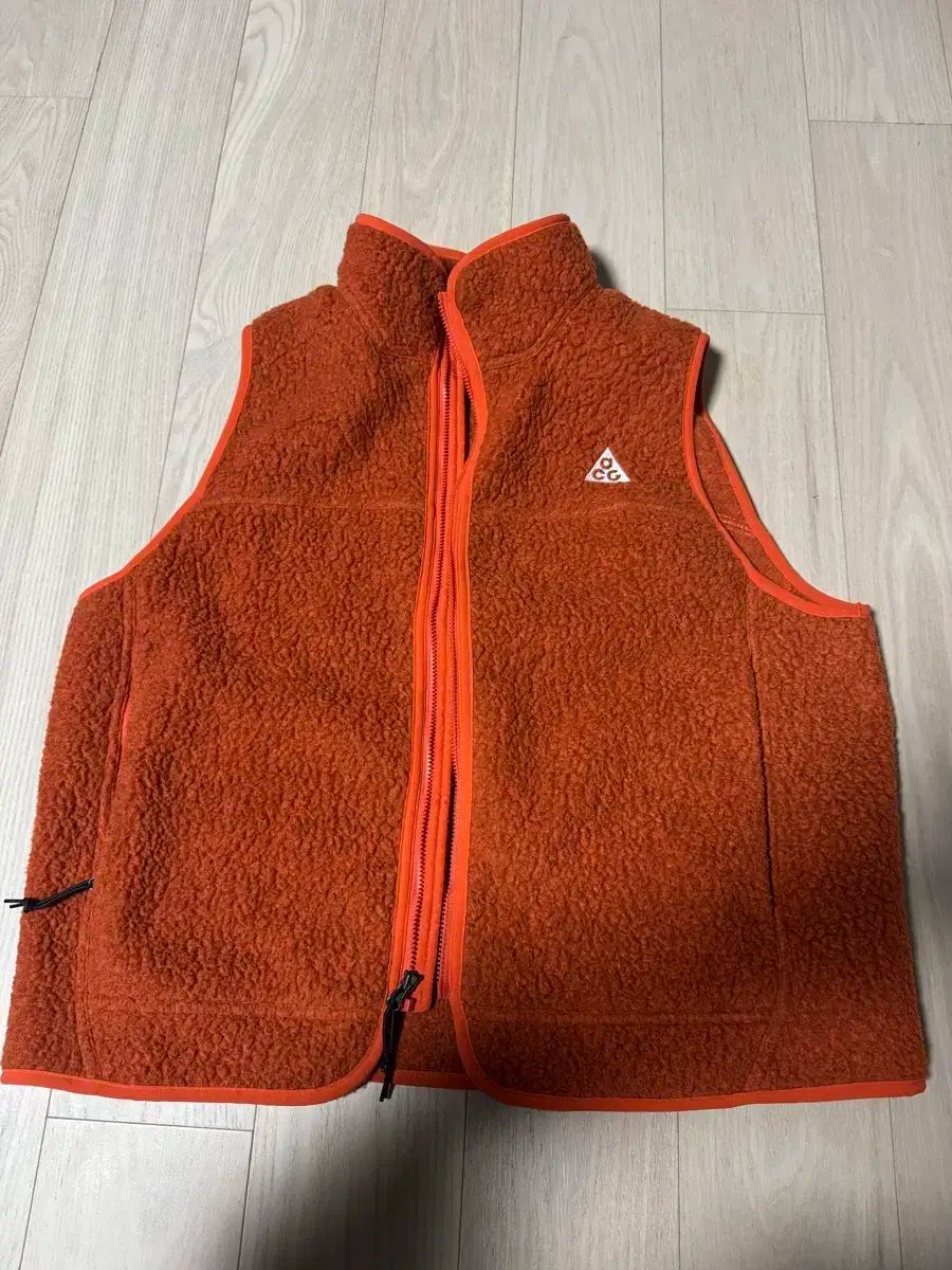 ナイキ レディース ACG アクティックウール ベスト