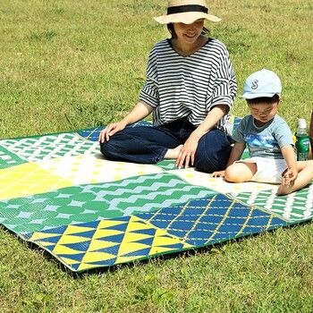 ピクニック 日本製 パッチワーク調 洗える レジャー シート ラグ 約174×174cmブロード 4956642614272 ピクニック 日本製 パッチワーク調 洗える レジャー シート ラグ 約174×174cmブロード 4956642614272
