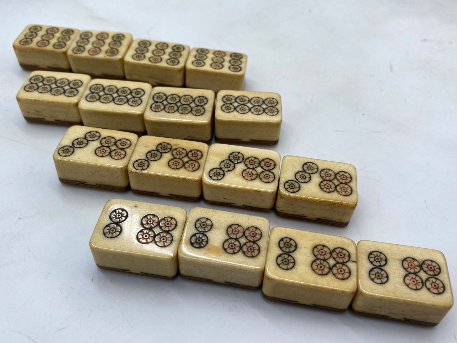 中国美術 麻雀セット 背竹牌 骨牌 麻雀牌 箱付 時代 革箱付 - メルカリ