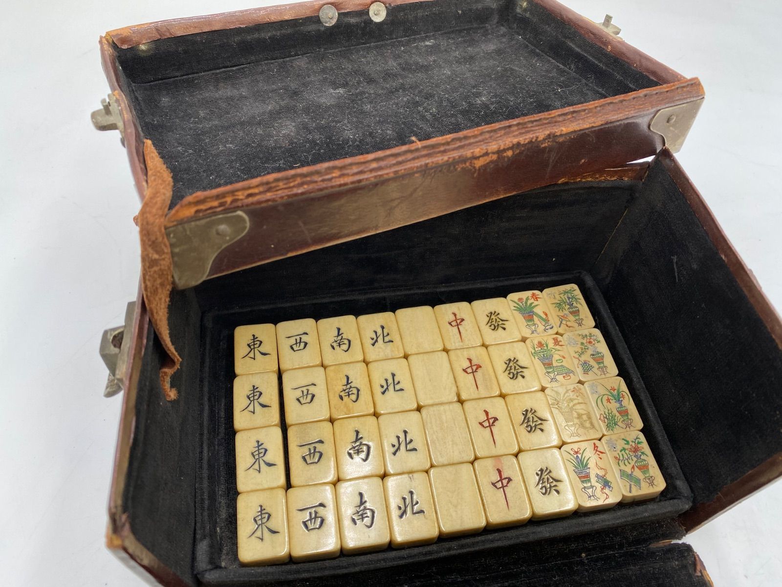 中国美術 麻雀セット 背竹牌 骨牌 麻雀牌 箱付 時代 革箱付 - メルカリ