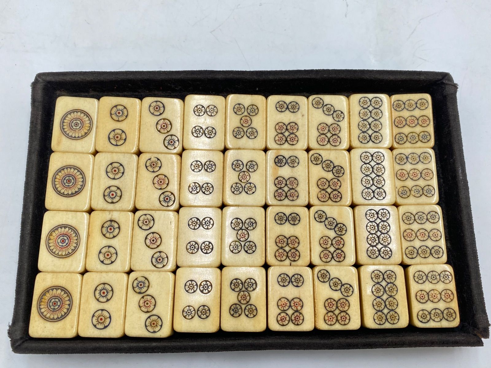 中国美術 麻雀セット 背竹牌 骨牌 麻雀牌 箱付 時代 革箱付 - メルカリ