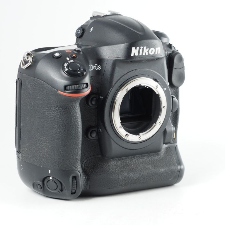 Nikon ニコン デジタル一眼レフカメラ D4S ボディ #13877 - メルカリ