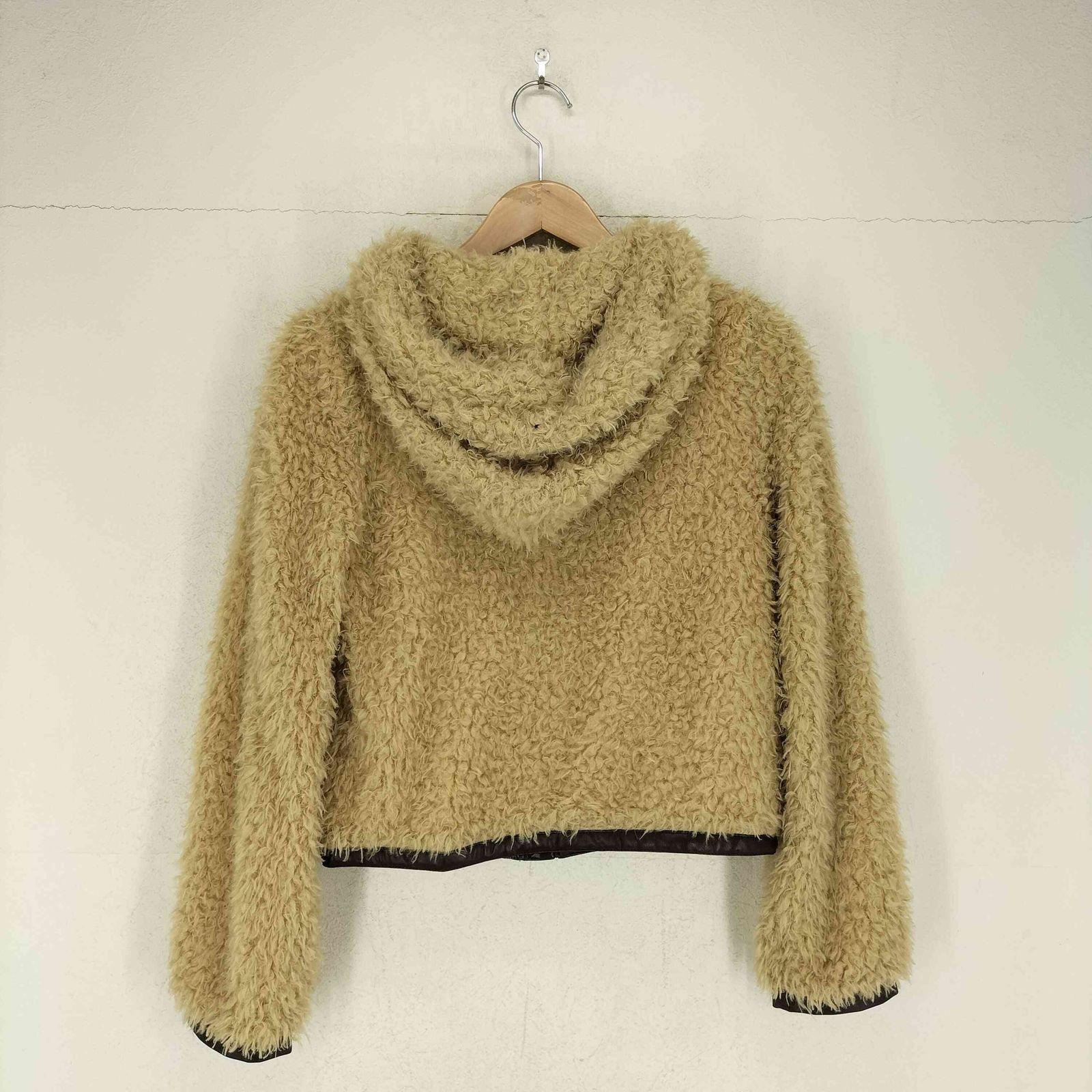 ドーリーガールバイアナスイ DOLLY GIRL BY ANNA SUI フード付き