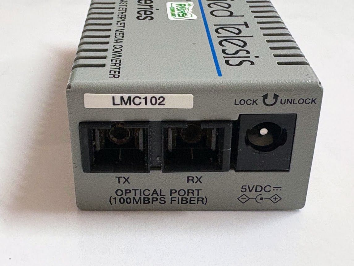 Allied Telesis メディアコンバータ centreCOM LMC102（5VDC 1.6A