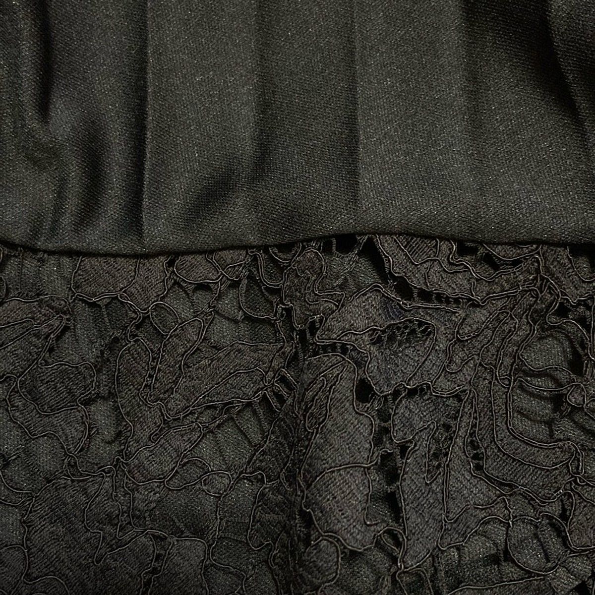 VALENTINO ヴァレンチノ 総レース スカート VALENTINO(ヴァレンティノ) スカート(レディース) - 海外通販のBUYMA