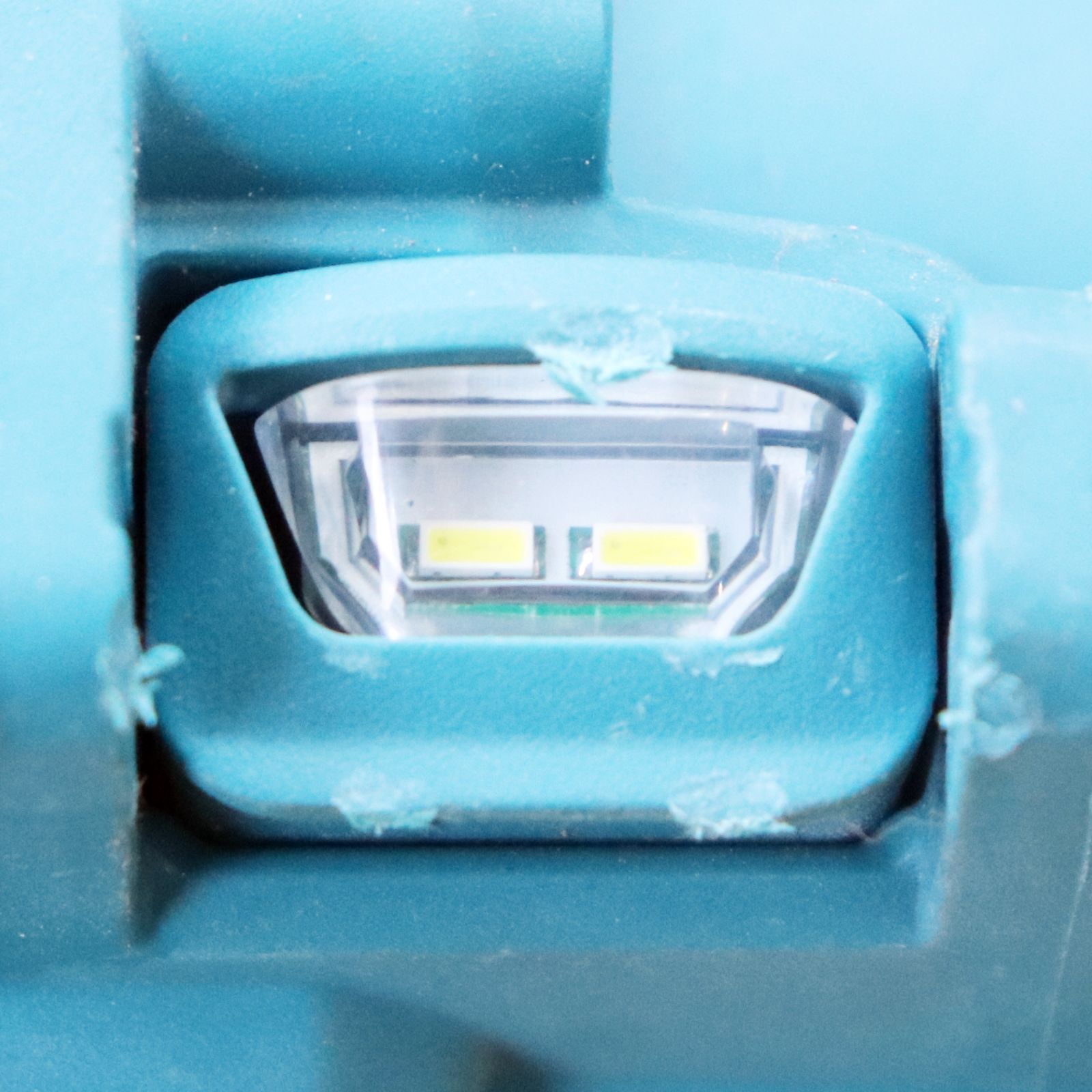 充電式ベルトサンダ