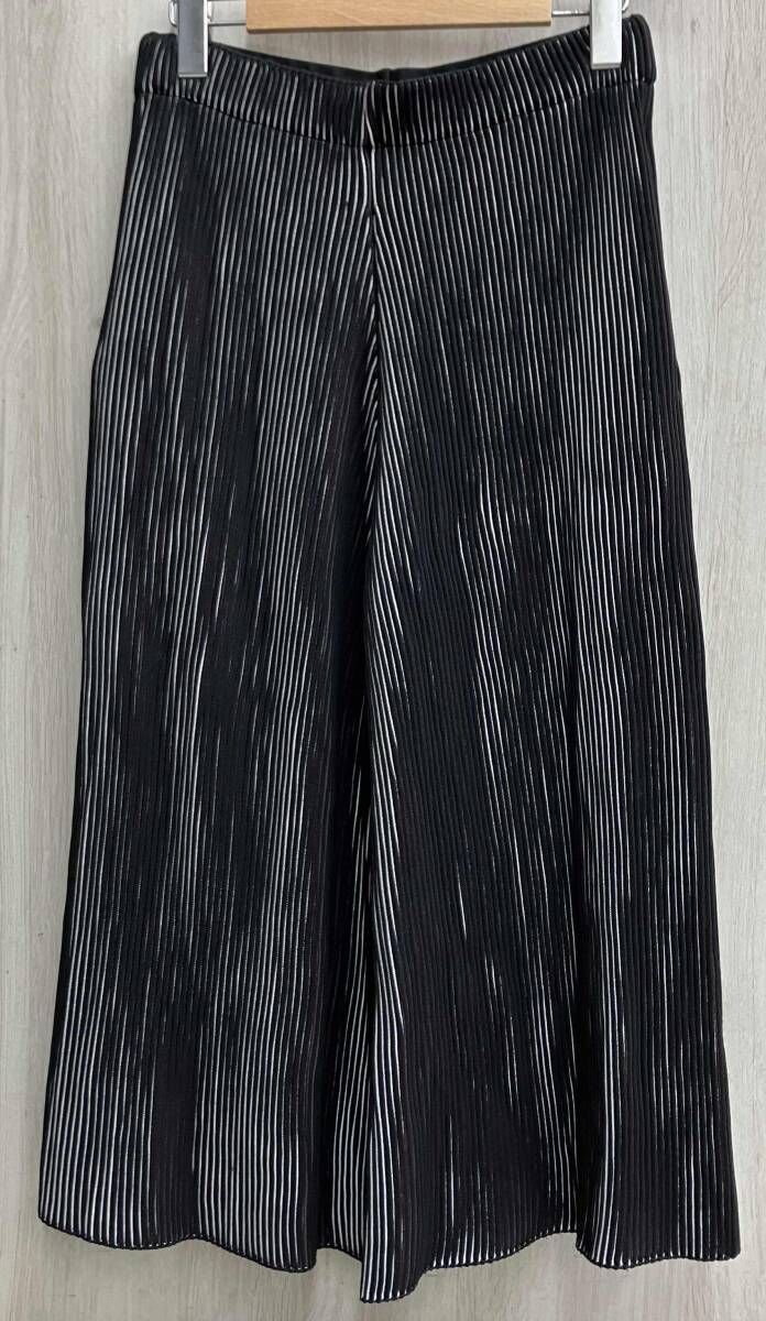 me ISSEY MIYAKE ミー イッセイミヤケ ワイドパンツ ポケット有 ブラック レディース フリーサイズ