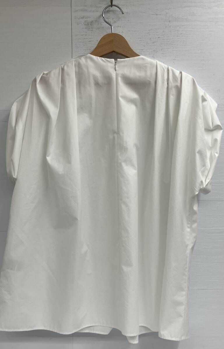 LOHEN/LH22MS-BL017/ギャザータックボリューム/半袖Tシャツ LOHEN/LH22MS-BL017/ギャザータックボリューム/半袖Tシャツ