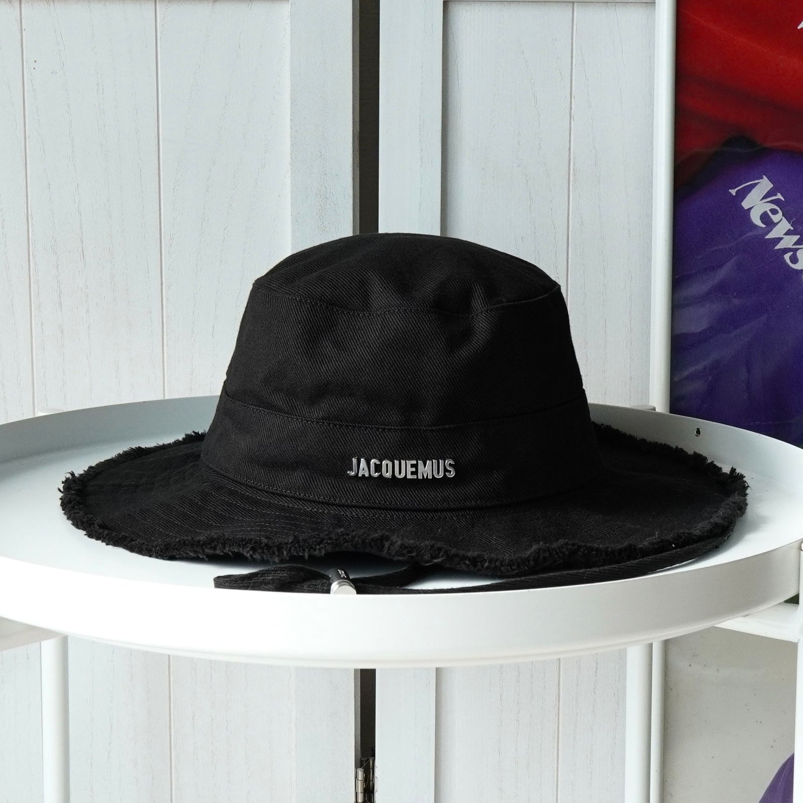 正規品　一度のみ使用 JACQUEMUS フリンジエッジ バケットハット ジャックムス ロゴ フリンジ バケットハット 帽子 ブラック - メルカリ