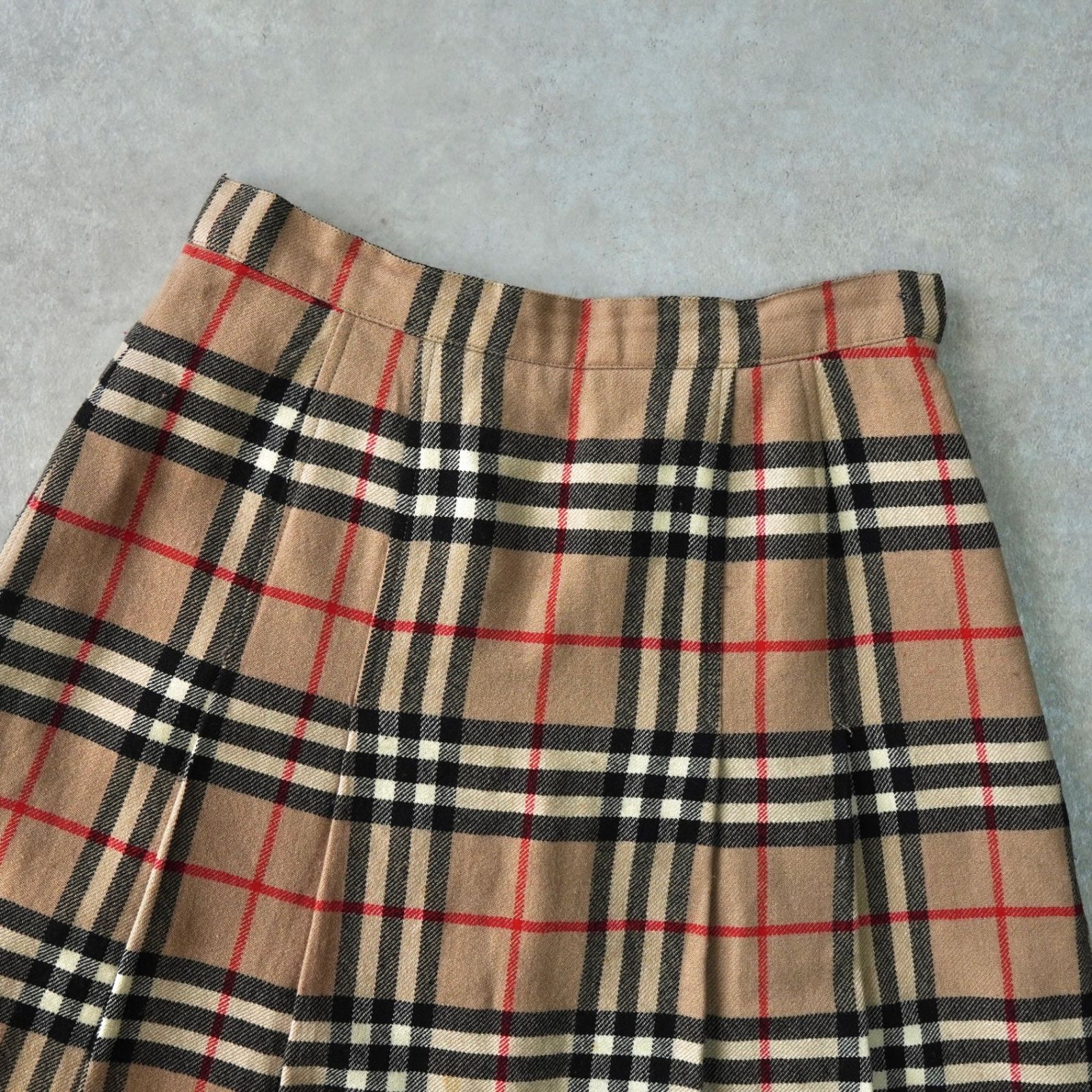 BlackFriday限定割引40％オフ】バーバリー ノバチェック ウール