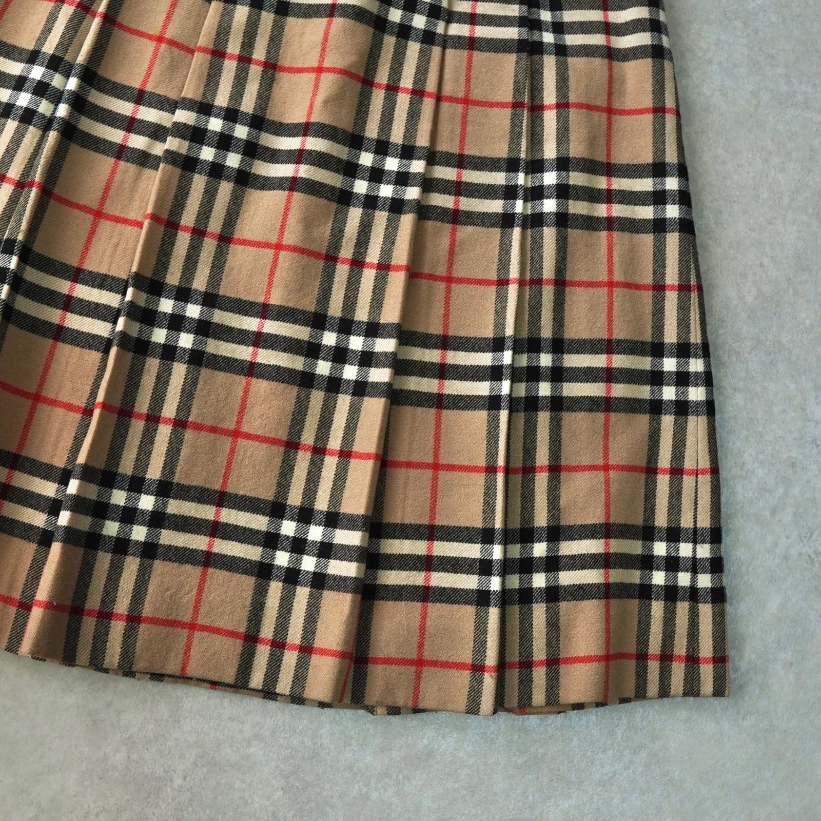 BlackFriday限定割引40％オフ】バーバリー ノバチェック ウール