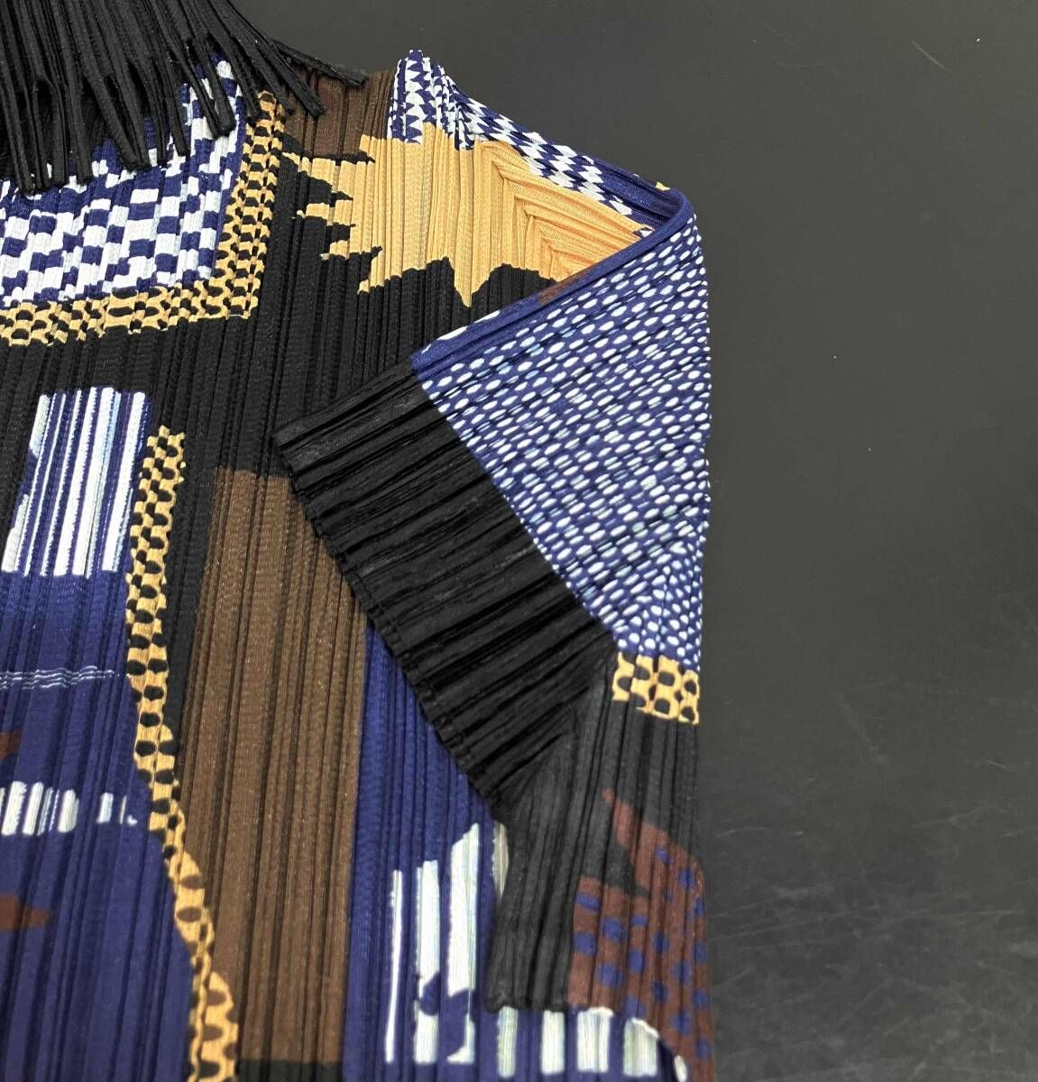 PLEATS PLEASE プリーツプリーズ ISSEY MIYAKE イッセイミヤケ 半袖T