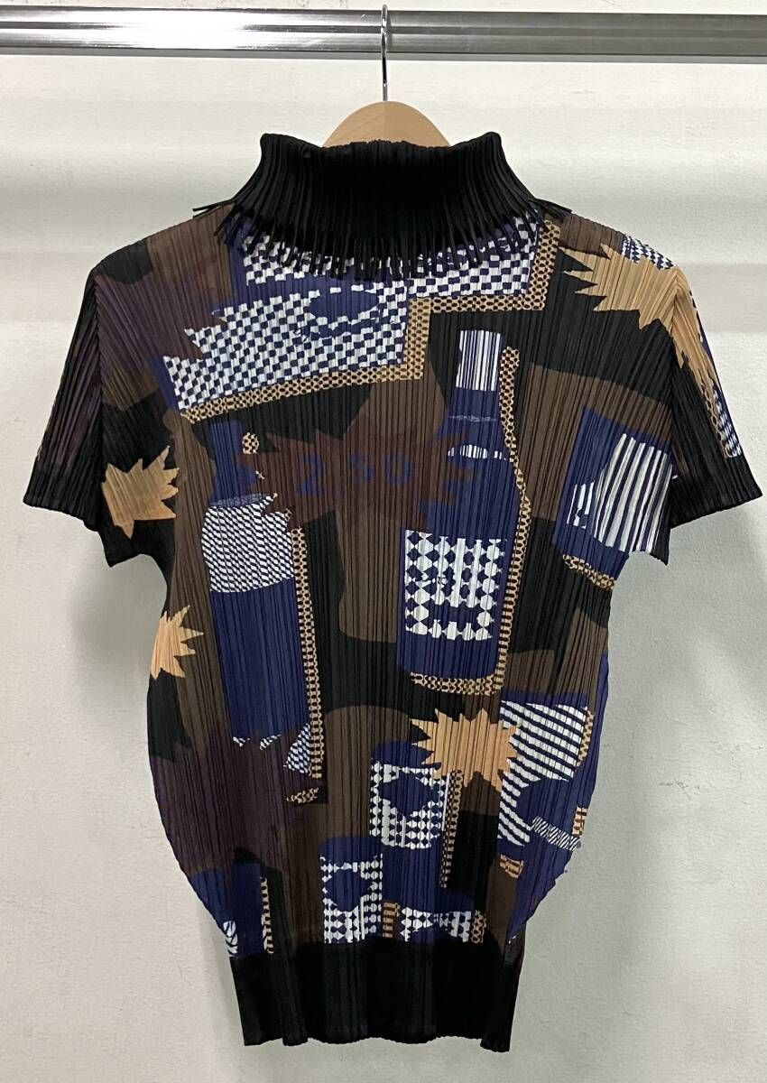 イッセイミヤケ　半袖　プリーツプリーツ PLEATS PLEASE プリーツプリーズ ISSEY MIYAKE イッセイミヤケ 半袖T