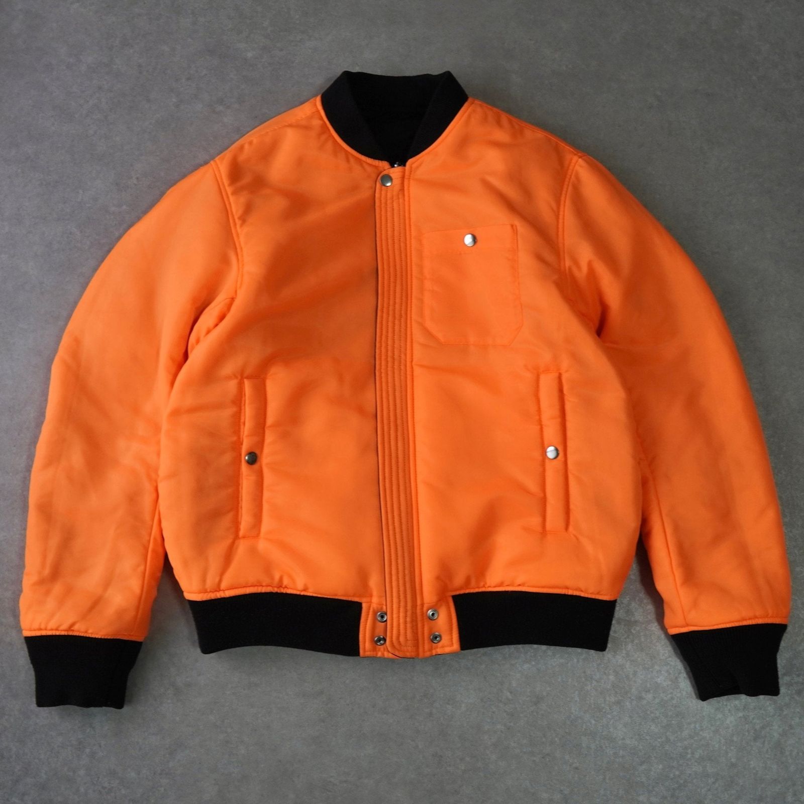 ディーゼル バックロゴ リバーシブル MA-1 メンズ ブラック / オレンジ