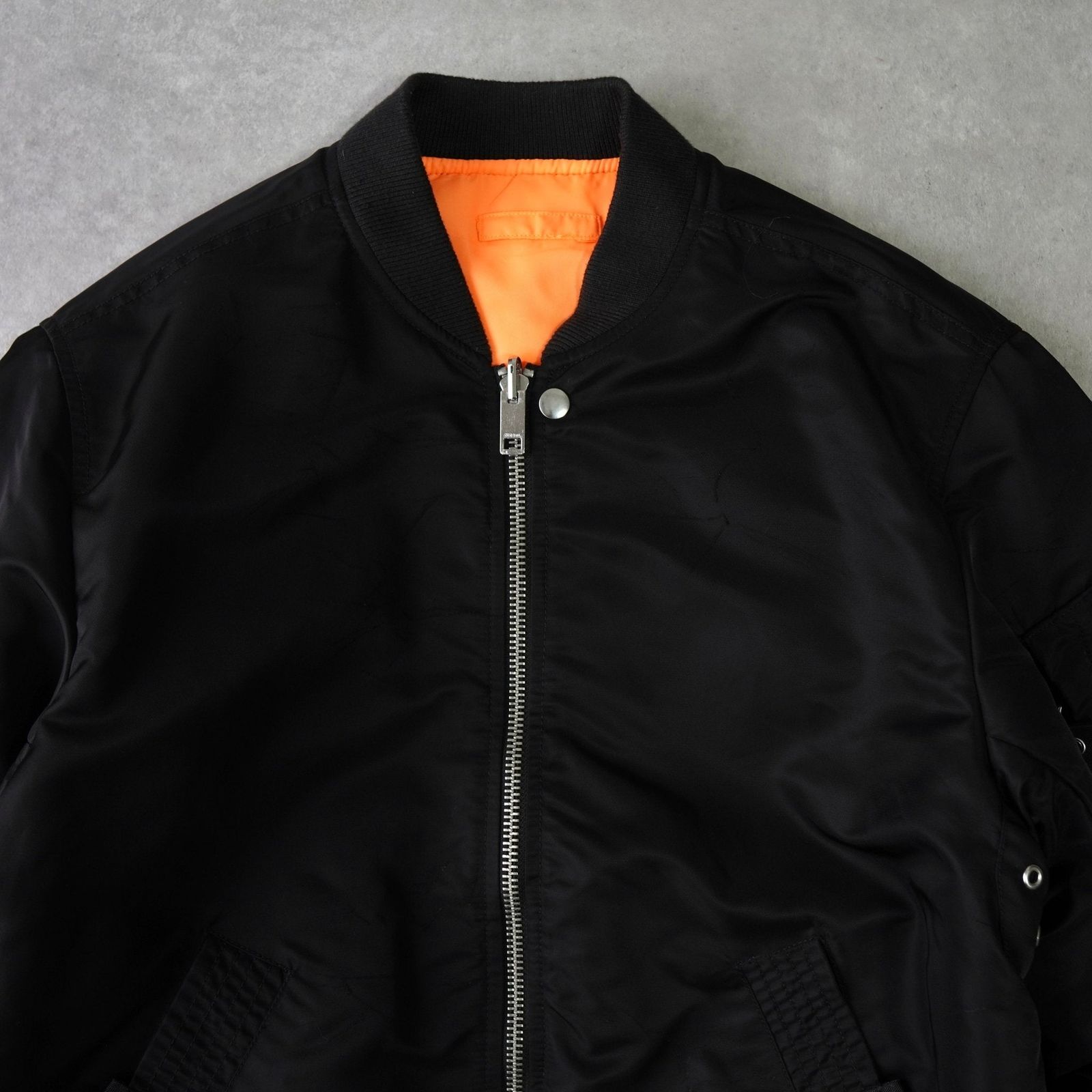 ディーゼル バックロゴ リバーシブル MA-1 メンズ ブラック / オレンジ