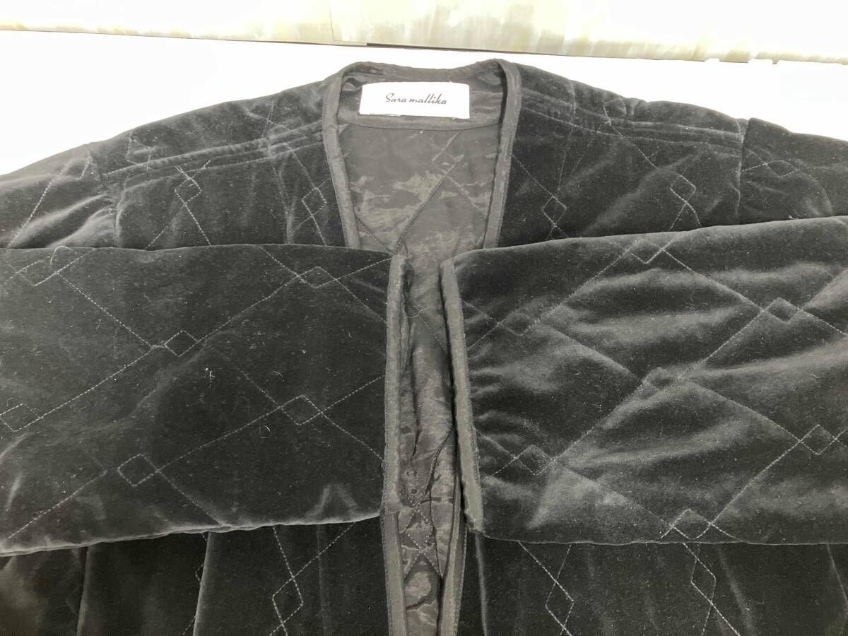 Sara mallika サラ マリカ キルティング ベルベットミドルジャケット