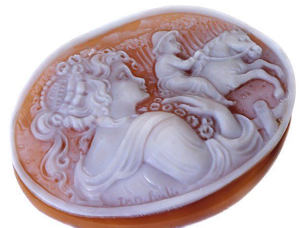 Idar-Oberstein - December 2023 - ストーンカメオ - JEWELRY SQUARE MEDIA 【ジュエリー極】赤子を抱く妖艶な貴婦人 高級ブルーストーンカメオルース 40.2ｍｍ×30.0ｍｍ a1843-m【送料無料】