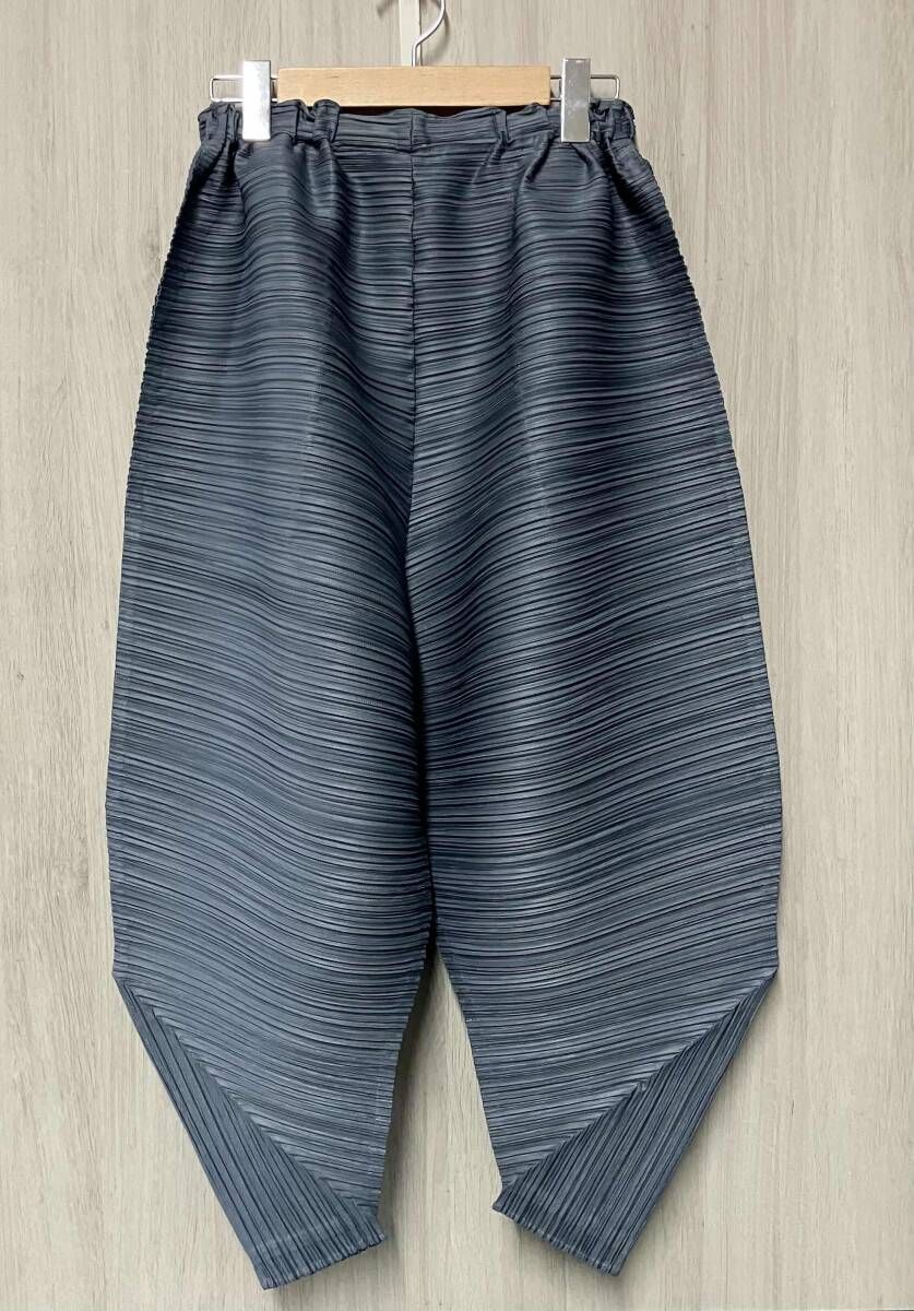 PLEATS PLEASE ISSAY MIYAKE/プリーツプリーズ イッセイミヤケ