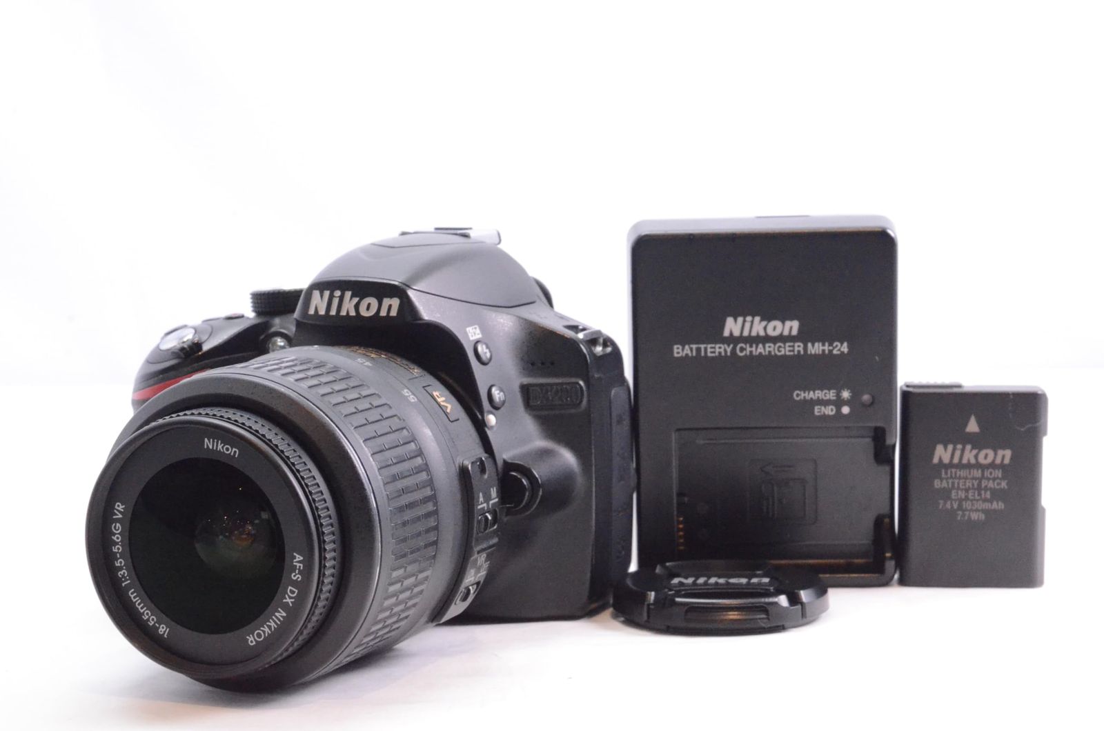 並品】Nikon ニコン D3200 レンズキット デジタル一眼レフカメラ