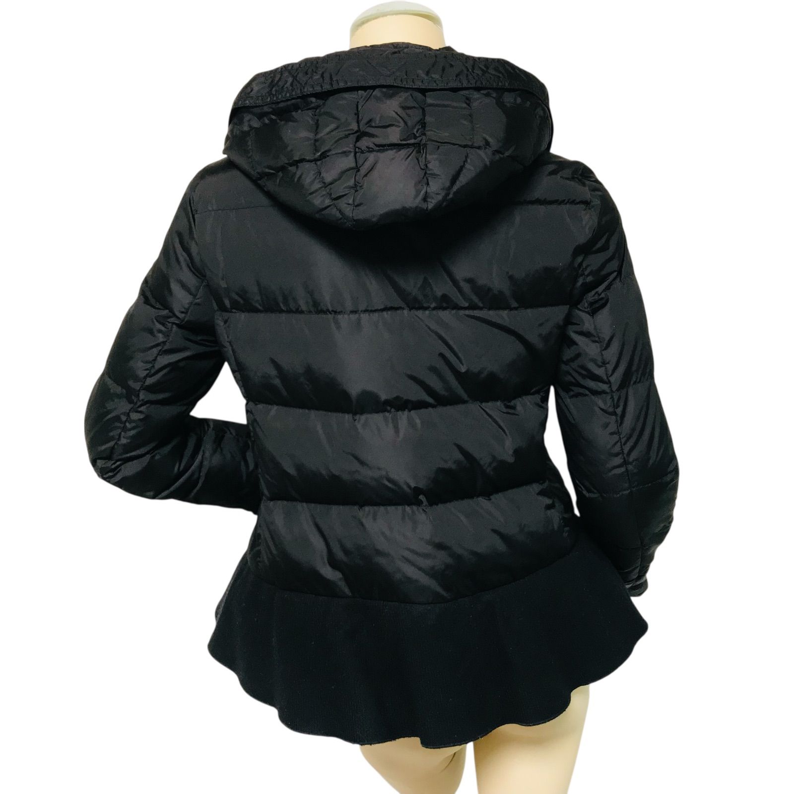 美品☆MONCLER・モンクレール NESEA レディース ブランドアイコン