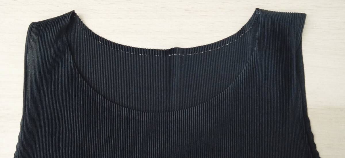 s1392 プリーツプリーズ グレー プリーツ タンクトップ ノースリーブ